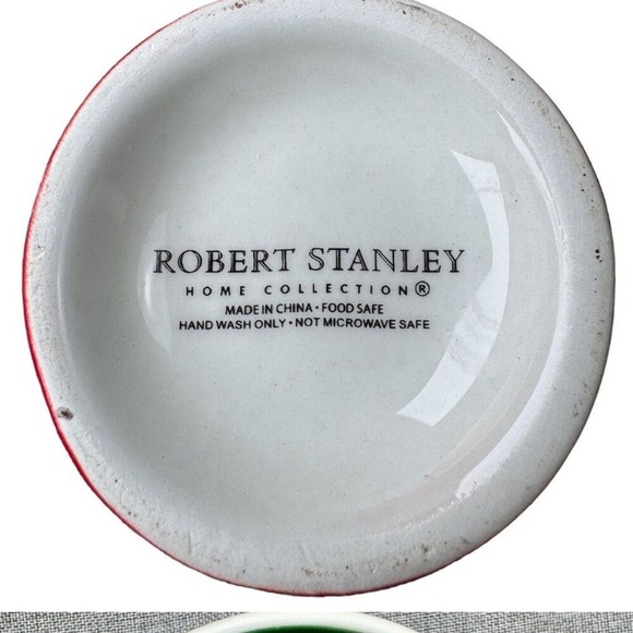 Robert Stanley Christmas ballet ballerina cup. Green or red handle. No flaws. - Picture 3 of 4